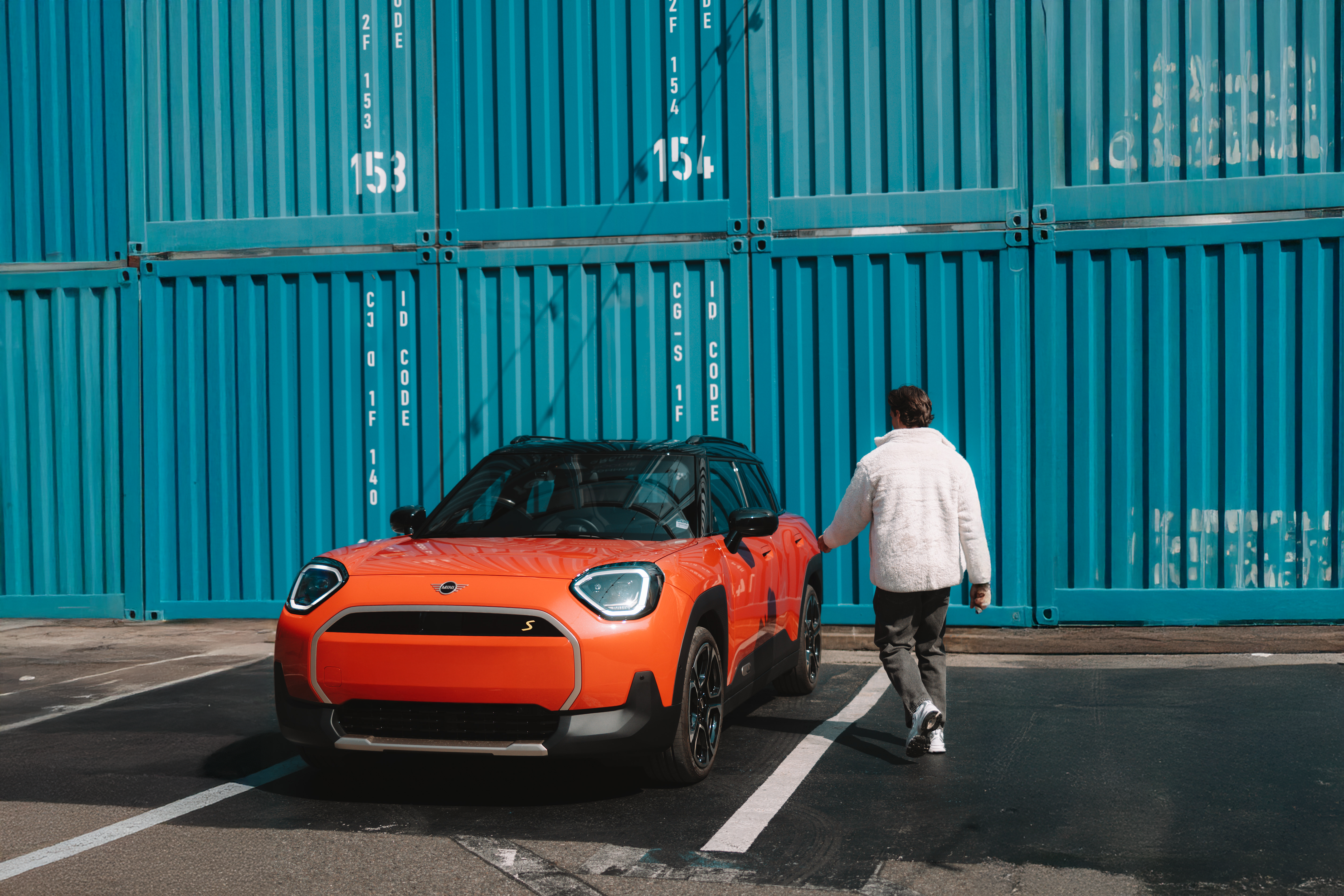 coche mini seguro motor